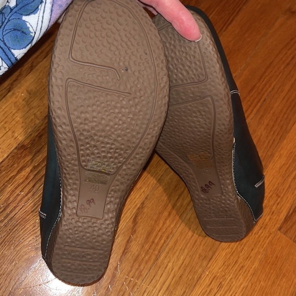 L’Artiste spring step ladies wedge navy blue leather w/ added decor size euro40 - Picture 4 of 8